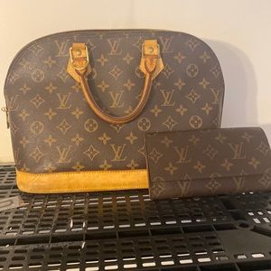Authentic Louis Vuitton wallet and handbag
